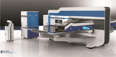 Qual è la dimensione dell'area di lavoro della macchina perforatrice CNC ET Series?